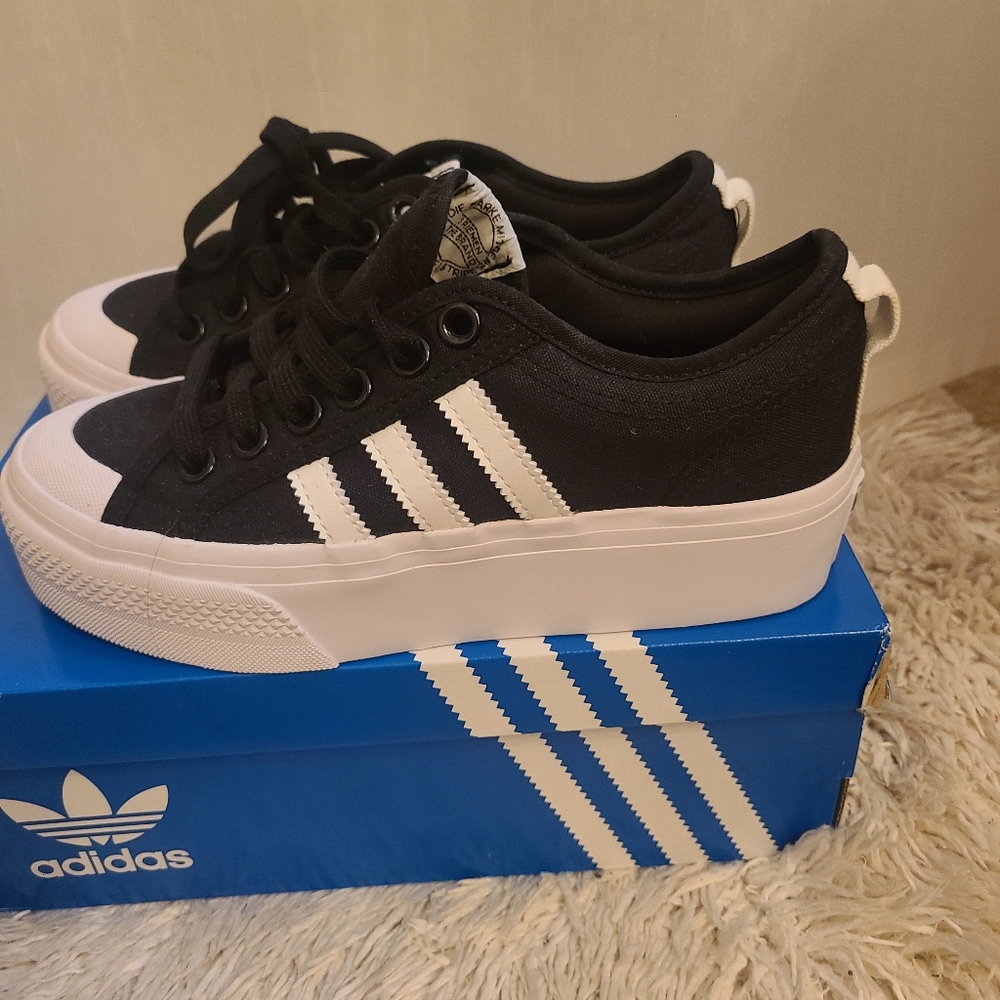 Adidas Nizza Platform sneakers